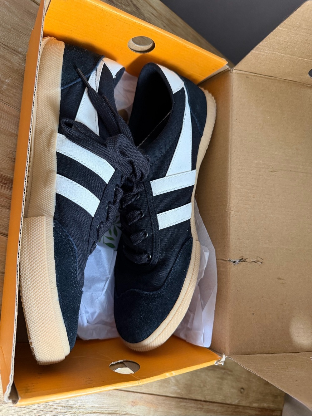 Gola Men’s Black Sneakers with White Stripes and Gum Sole - Picture 6 of 7